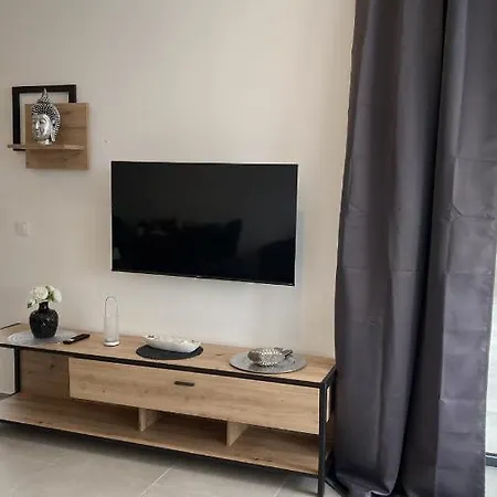 Lura In Mit Pool וילה *